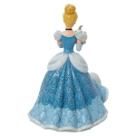 the iconic pumpkin cinderella 6013078-4.jpg