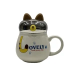 ماگ گربه lovely با گوش قهوه‌ای.jpg