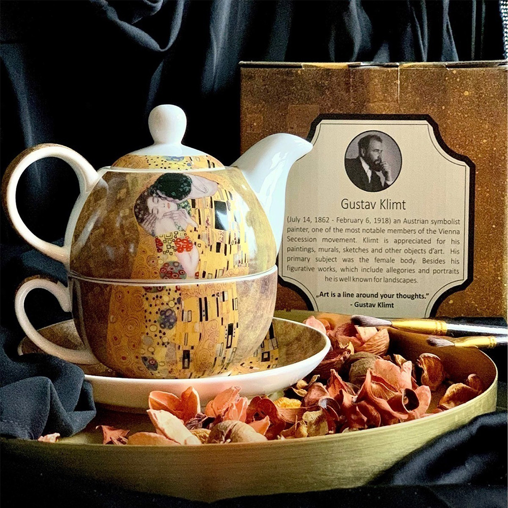 قوری و فنجان کلیمت Teapot With Cup The Kiss Ecru Ins-۴.jpg