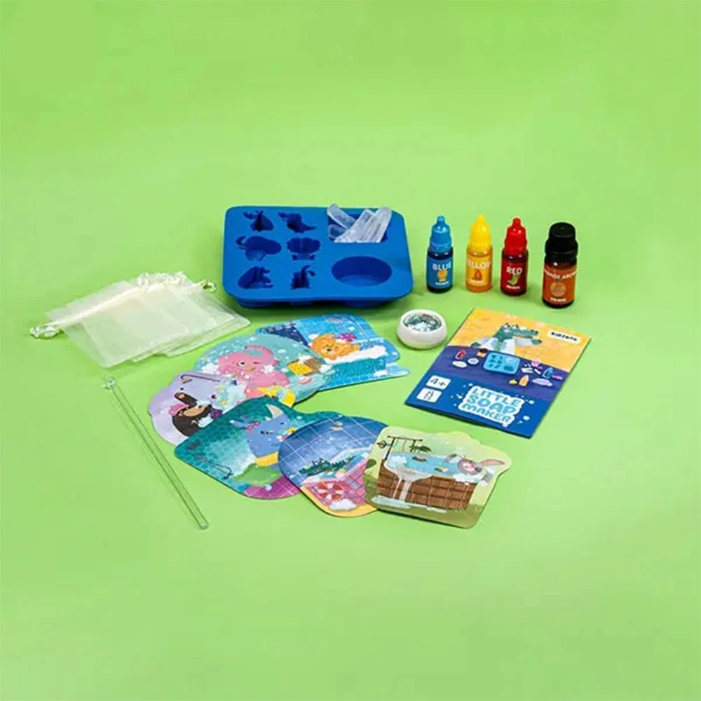 کیت صابون سازی کودک طرح دایناسور Little Soap Maker (برند کیدزفنز) -۲.jpg