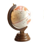 کره جغرافیایی پایه چوبی چراغدار گالری سایز ۲۰ (برند ایده)-۱.jpg