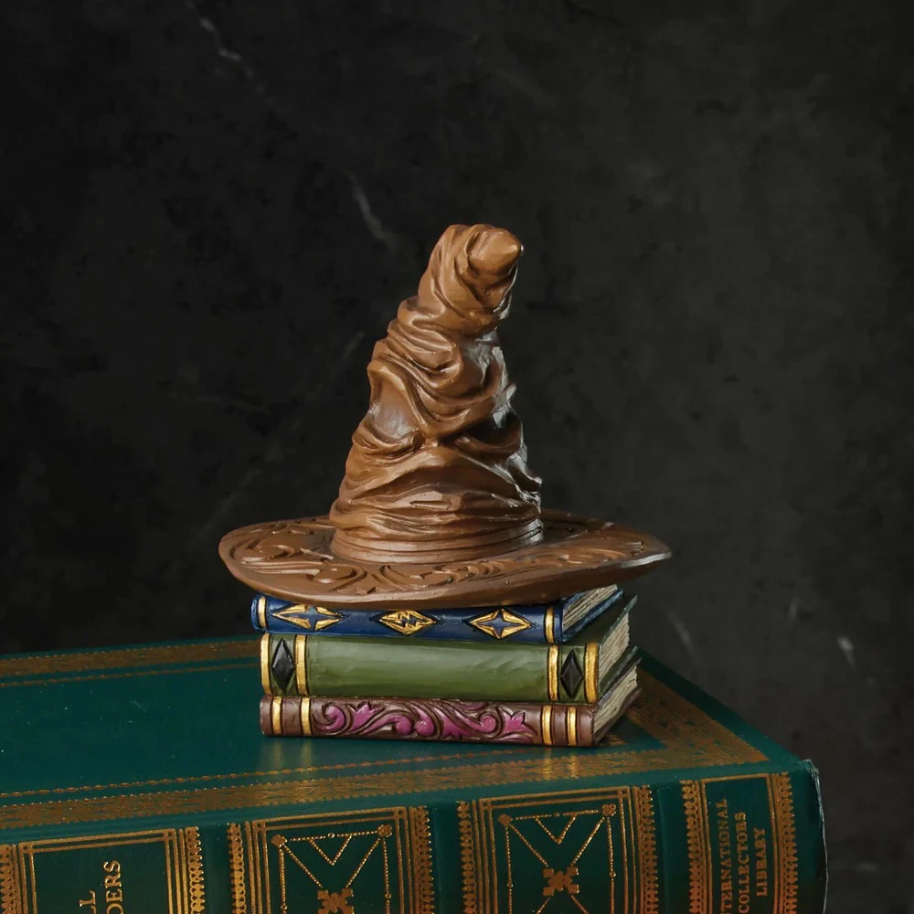 مجسمه کلاه گروهبندی هری پاتر Sorting Hat Mini (برند دیزنی)-۳.jpg