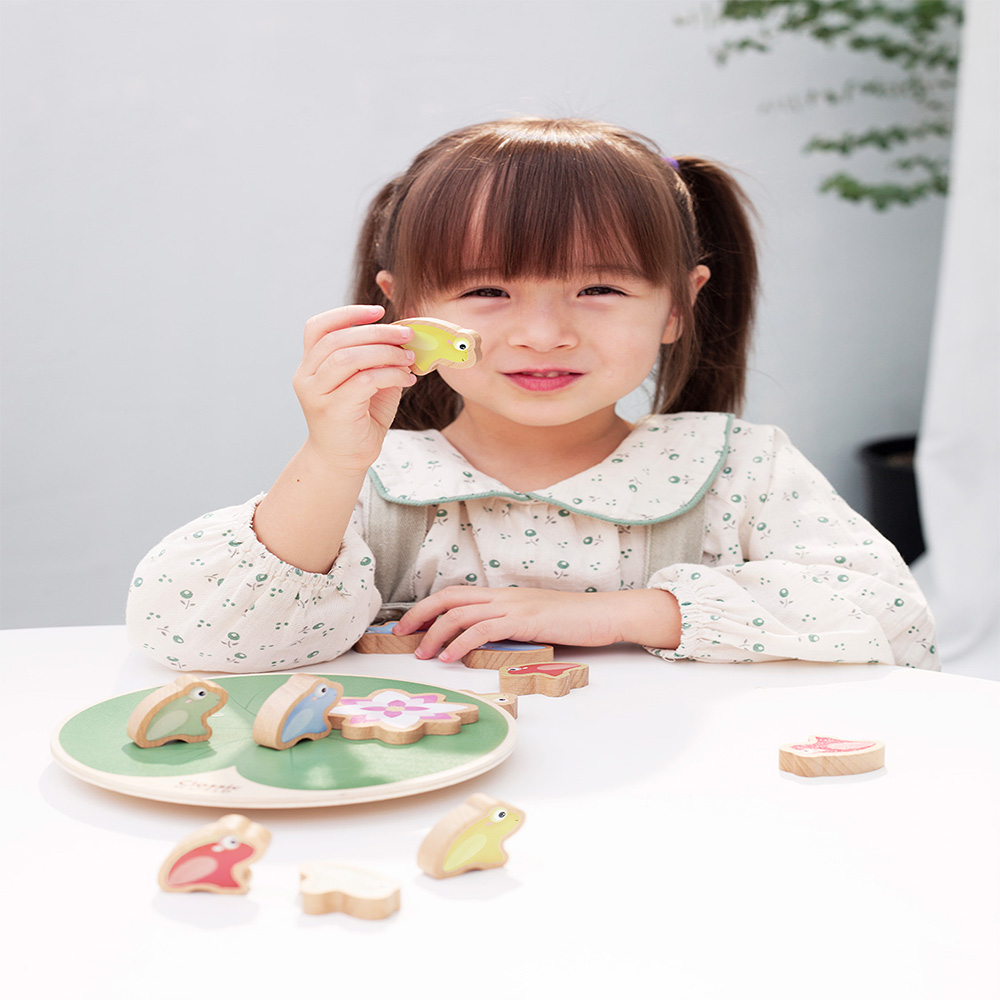 بازی تعادلی نیلوفر آبی چوبی Balancing Water Lily-۳.jpg