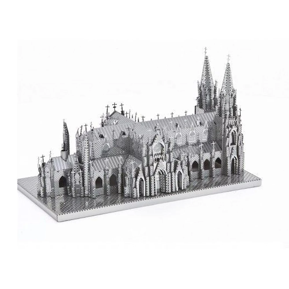 پازل سه بعدی فلزی مدل کلیسای جامع سنت پاتریک منهتن ST.Patricks Cathedral (برند آیرون استار)-2.jpg
