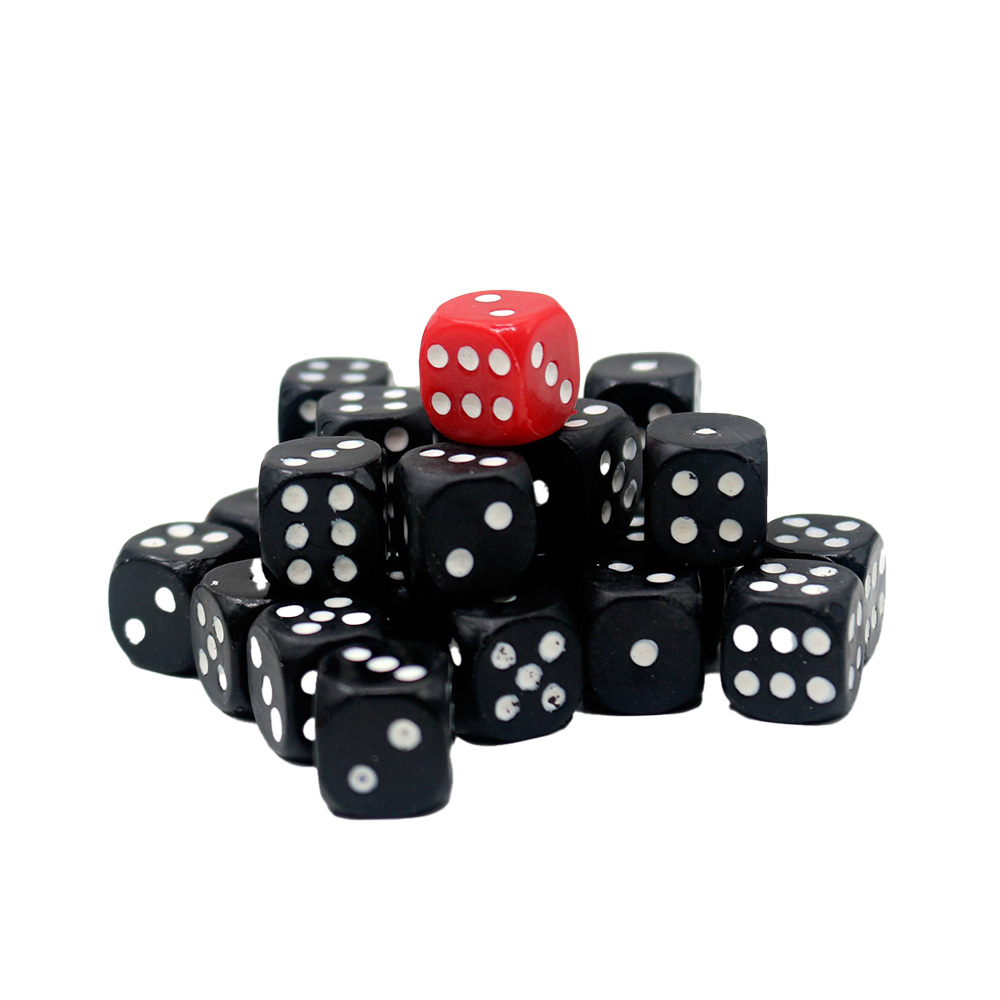 بازی تاس های دروغ Liars Dice (برند چارپایه)-4.jpg