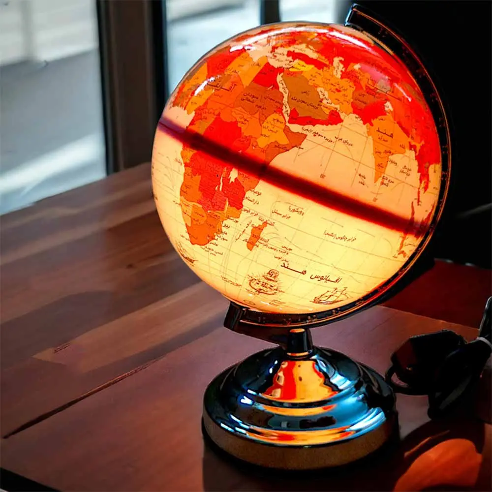 کره جغرافیایی سایز ۲۰ کرم پایه فلزی چراغدار لاتین (برند ایده)-۲.png