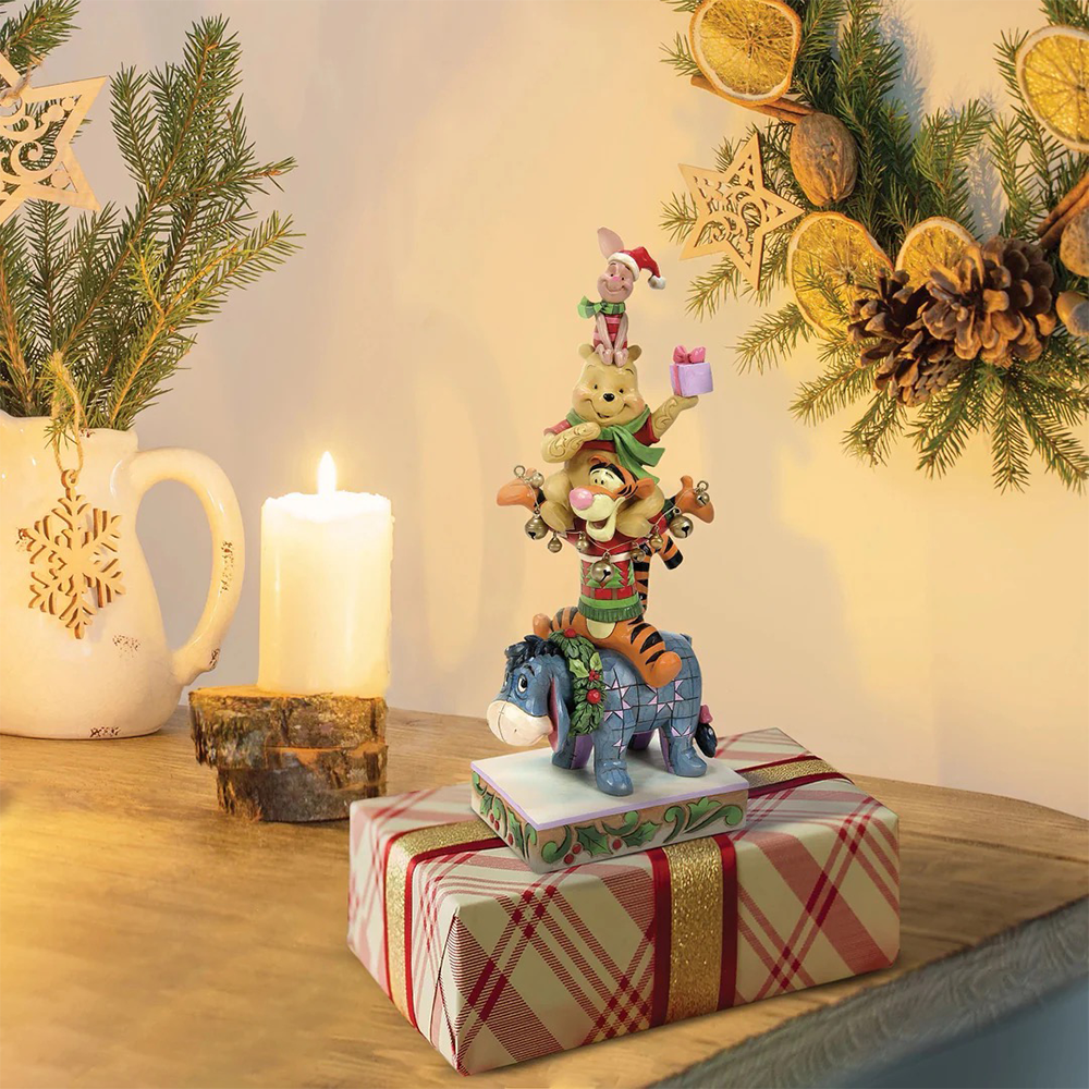 مجسمه وینی پو Christmas Winnie The Pooh Stacked (برند دیزنی)-1.png