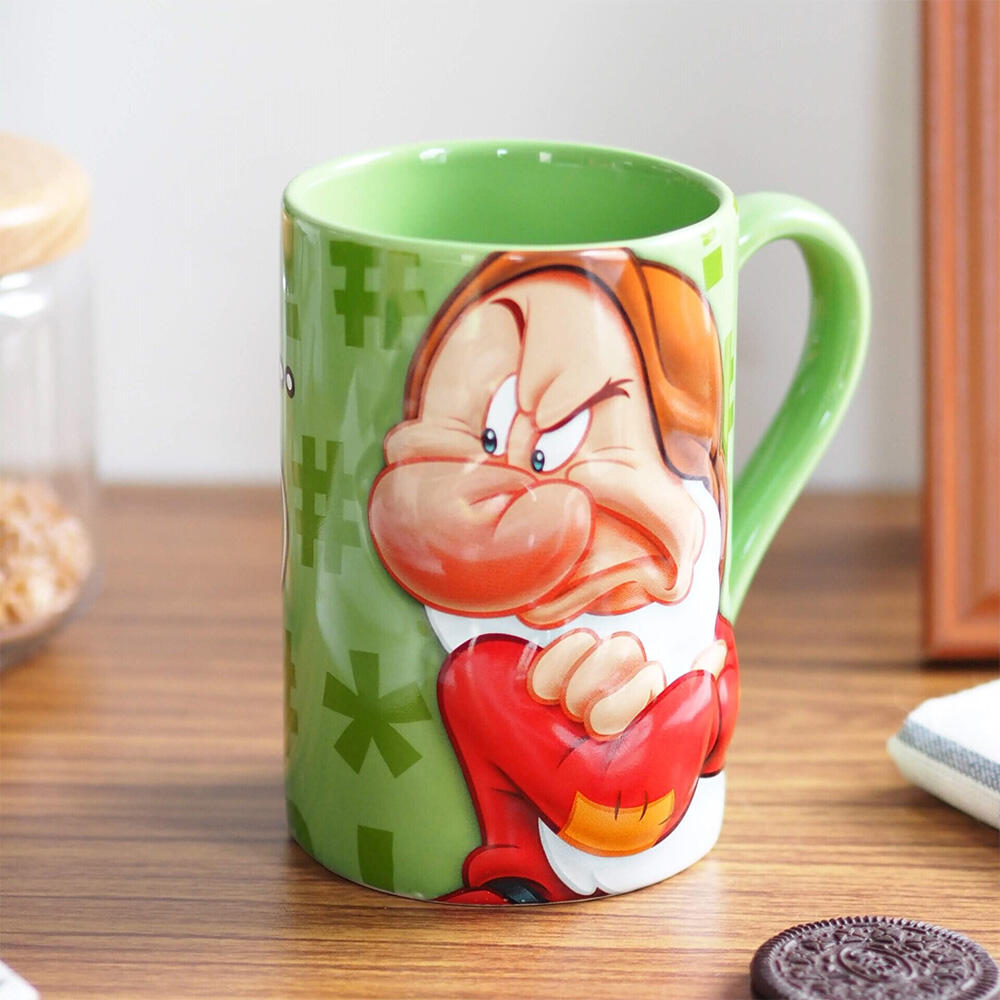 ماگ طرح گرامپی برجسته Grumpy (برند دیزنی)-۲.jpg
