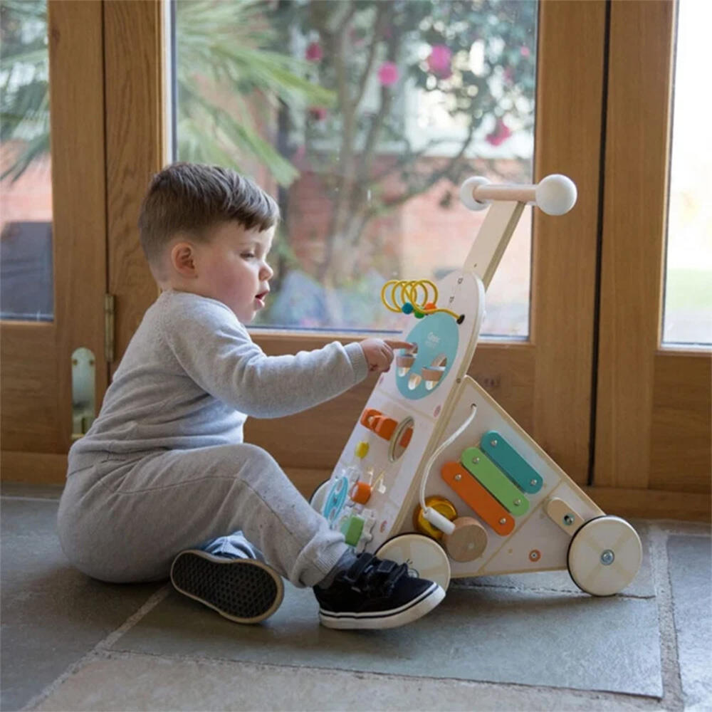 واکر آموزشی چوبی طرح ربات Robot Walker (برند کلاسیک ورلد)-۵.jpg